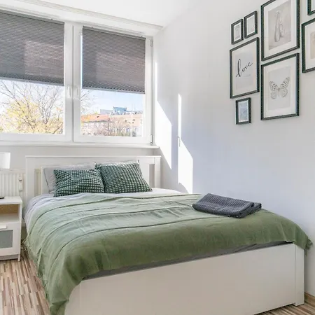 Flower Check In 24h Lejlighed *