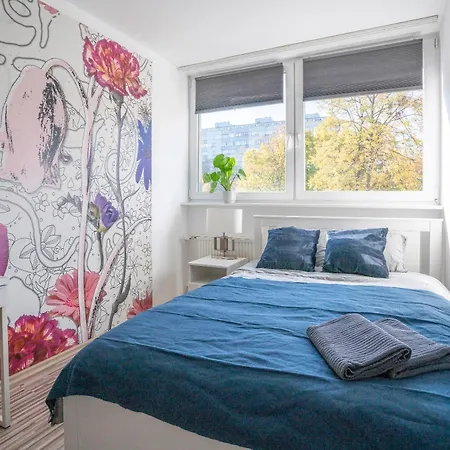 Flower Check In 24h Apartment Wroclaw